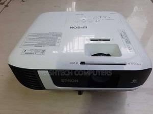 Epson Eb-Fh52 3lcd Technology Projector - thumbnail 2