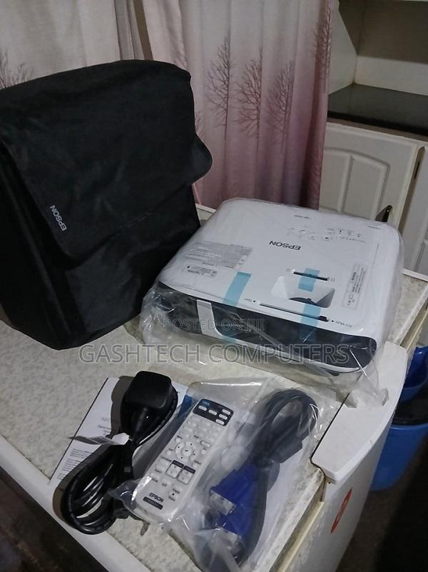 Epson Projector Eb-Fh52 Full Hd 1080p 4.000 Lumen