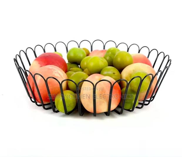Creative Metal Fruit Bowl Basket - main view