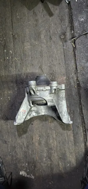 Honda Re3/Re4 Engine Mount