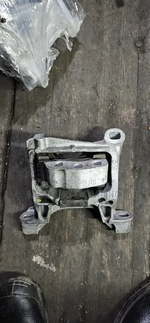 Engine Mount Cx5