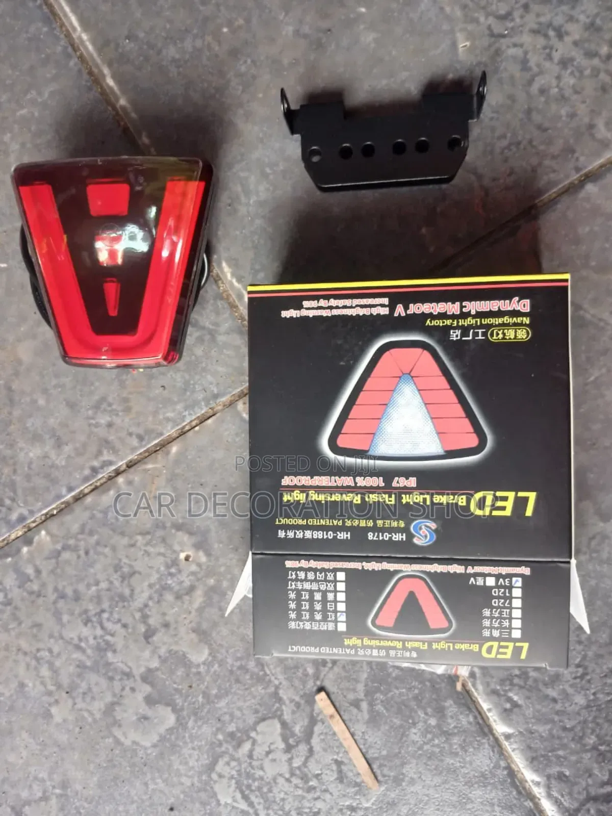 Universal Led Brake Flash Reversing Light+Mounting Bracket