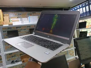 Laptop HP EliteBook 820 G3 8GB Intel Core I7 SSD 256GB