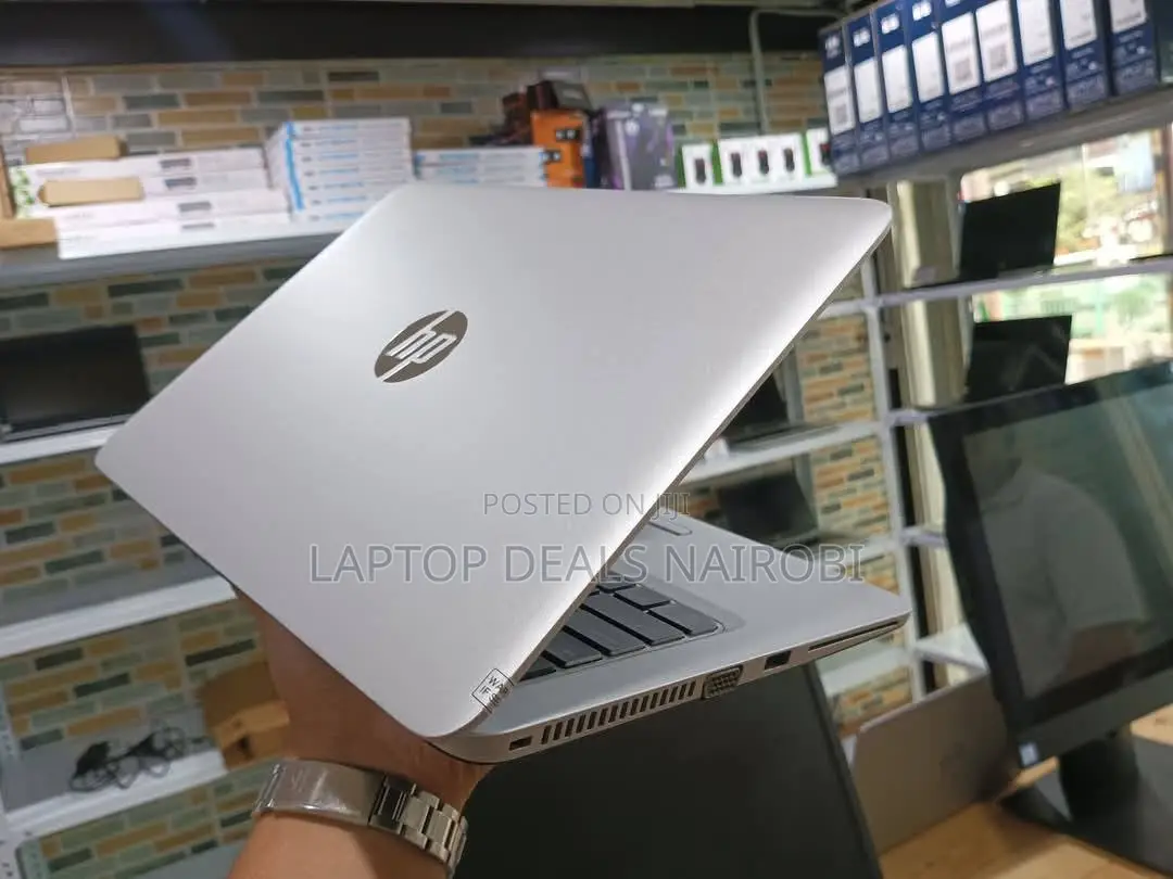 Laptop HP EliteBook 820 G3 8GB Intel Core I7 SSD 256GB
