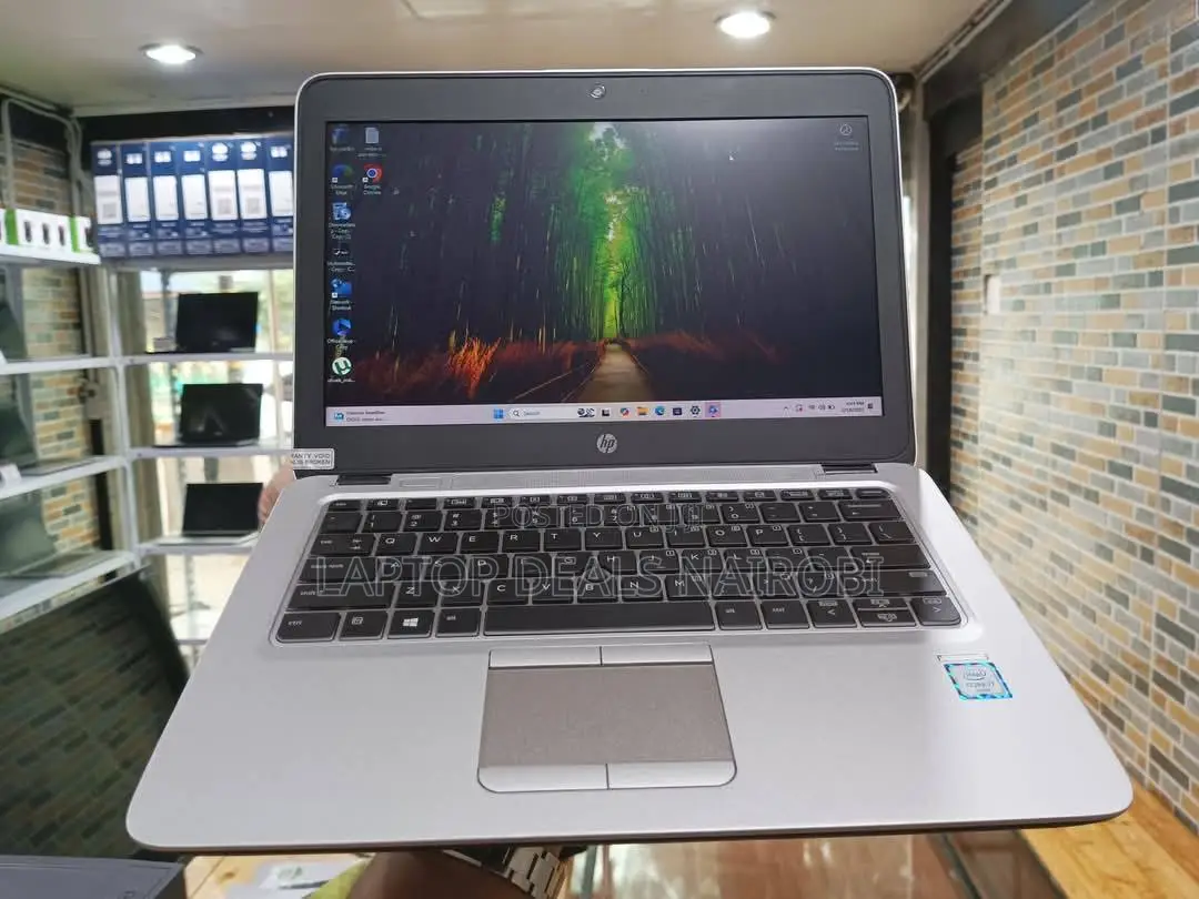 Laptop HP EliteBook 820 G3 8GB Intel Core I7 SSD 256GB