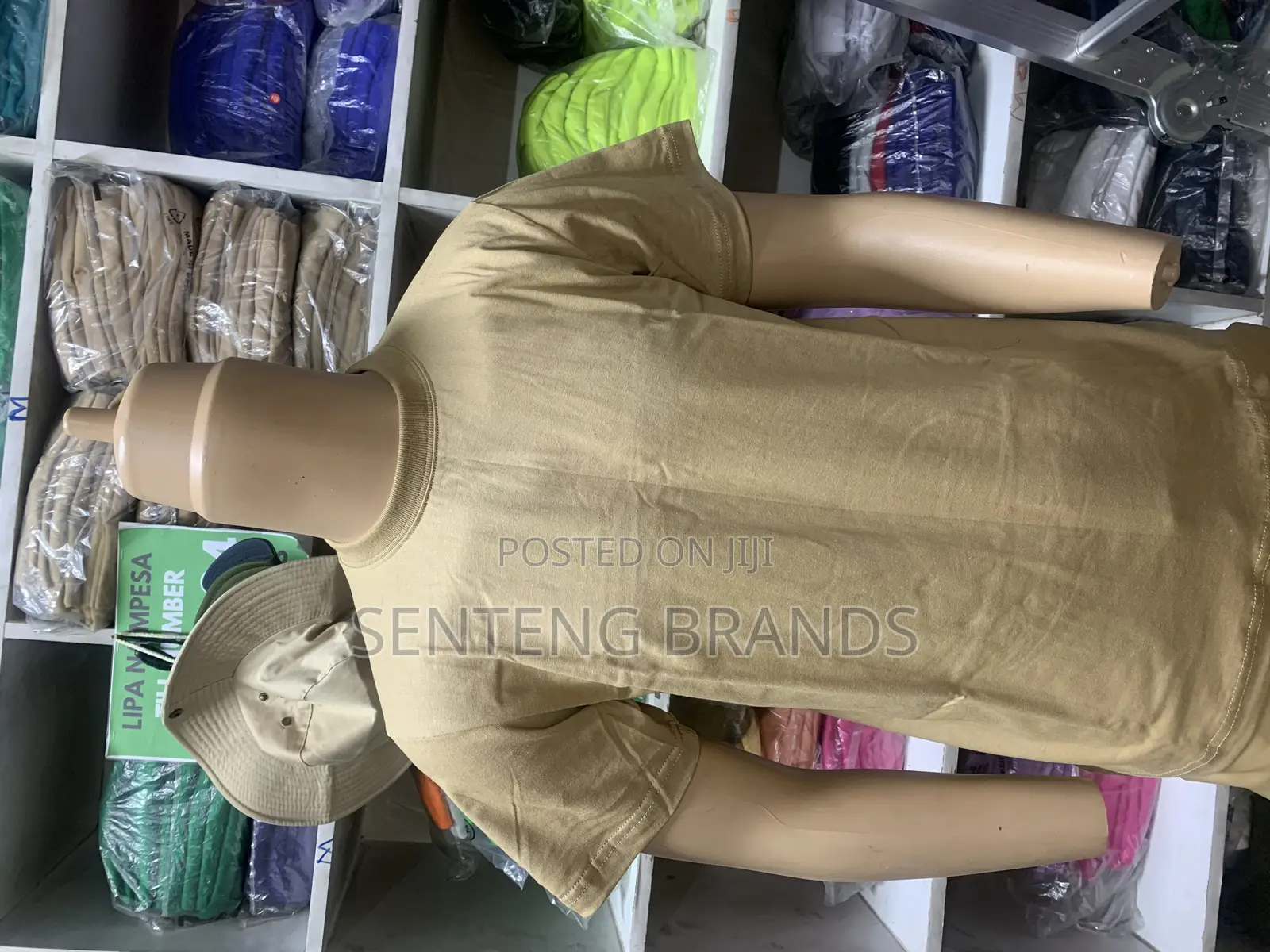 Tshirts Darkbeige