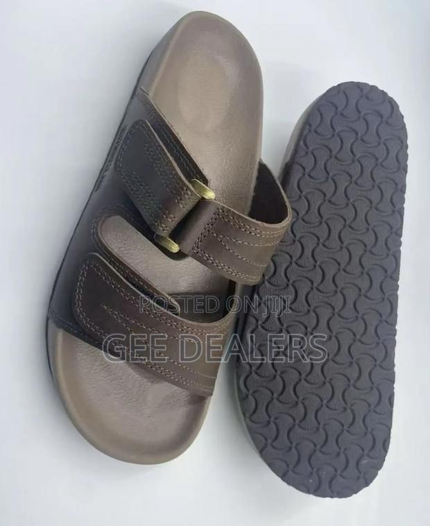 Men Open Shoes,Sandals Size 40-45