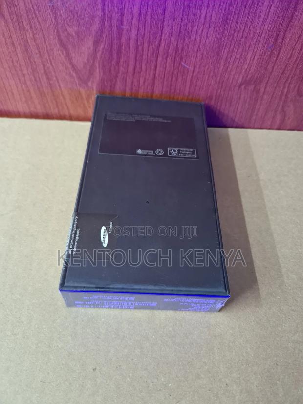 New Samsung Galaxy S22 5G 256 GB Black - thumbnail 2