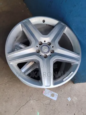 Mercedes-Benz Rims 20inchs at 
