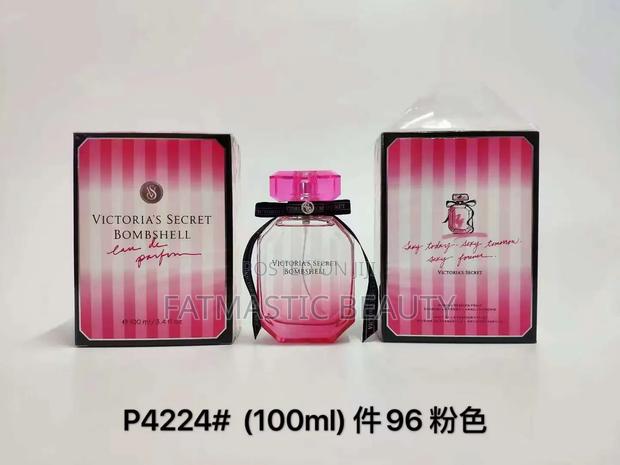 Victoria's Secret Bombshell Perfume - main view