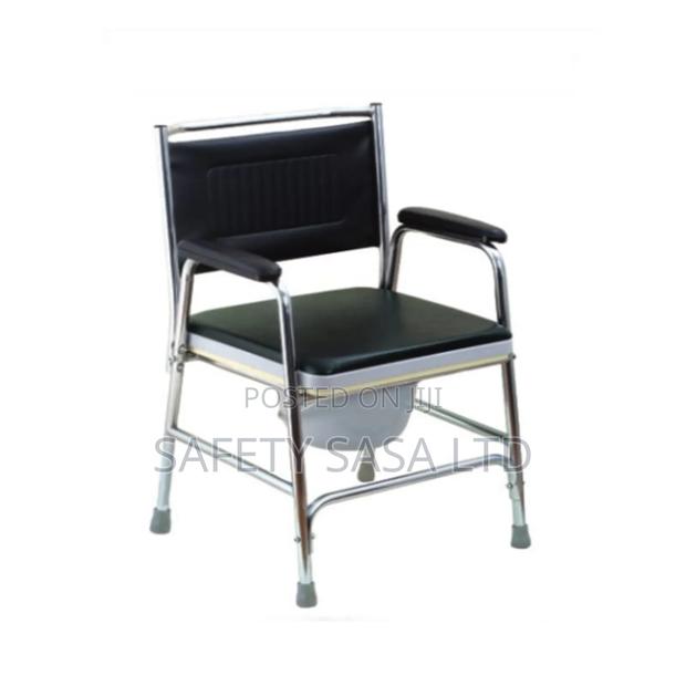Commode Chair