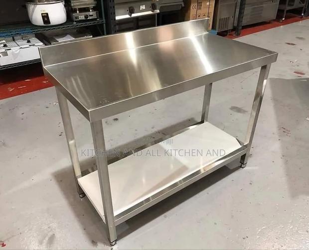 Stainless Steel 4*2 Ft Worldclass Work Table