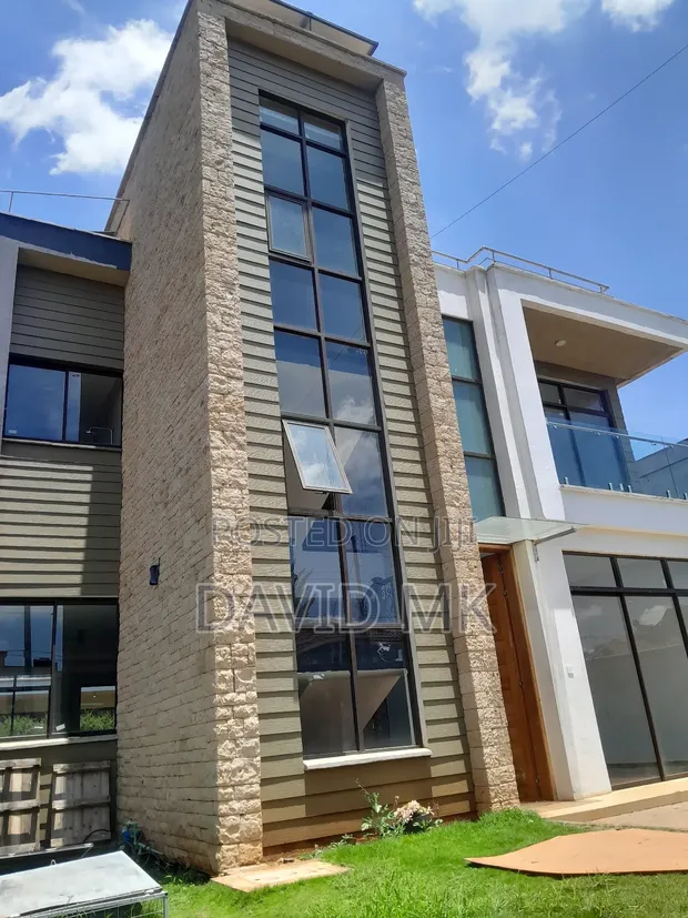 4bdrm Maisonette in Eastern By-Pass, Membley Estate for rent