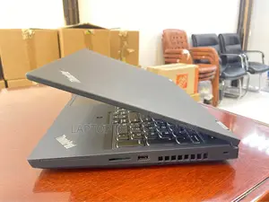 Laptop Lenovo Thinkpad P15s 16GB Intel Core I7 SSD 512GB