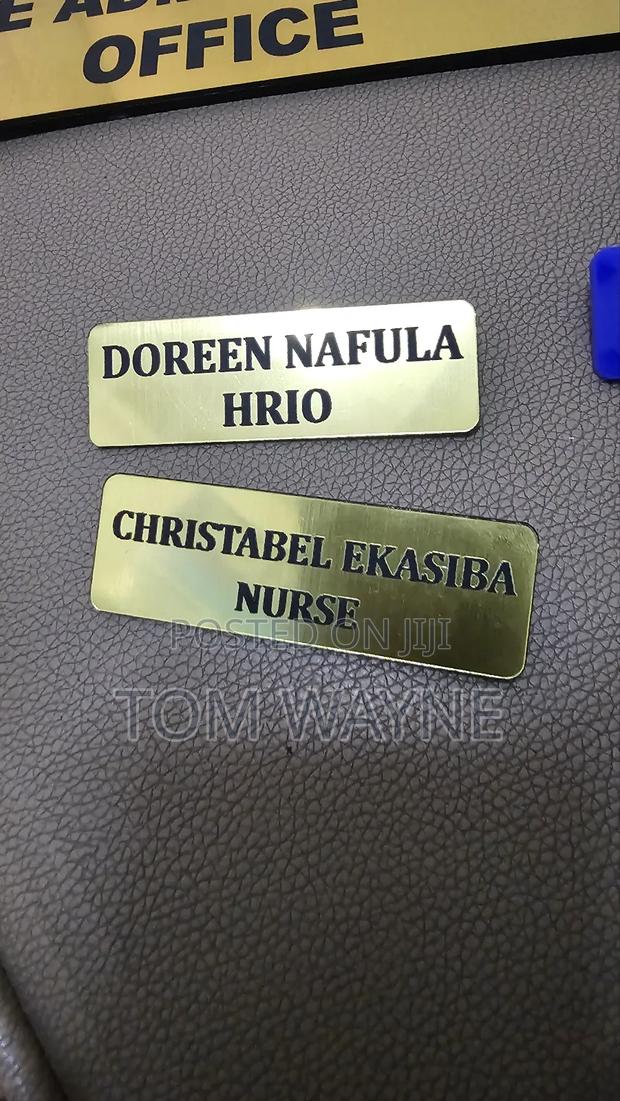 Golden Rectangular Name Tags - thumbnail 2