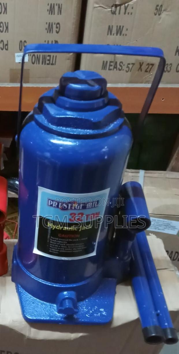 Heavy Duty Jack 32 Ton Blue - main view