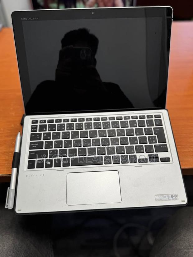 Laptop HP EliteBook X2 1012 G2 8GB Intel Core I7 SSD 512GB - thumbnail 2