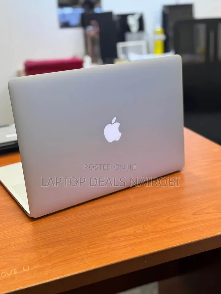 Laptop Apple MacBook 2016 16GB Intel Core I7 SSD 256GB