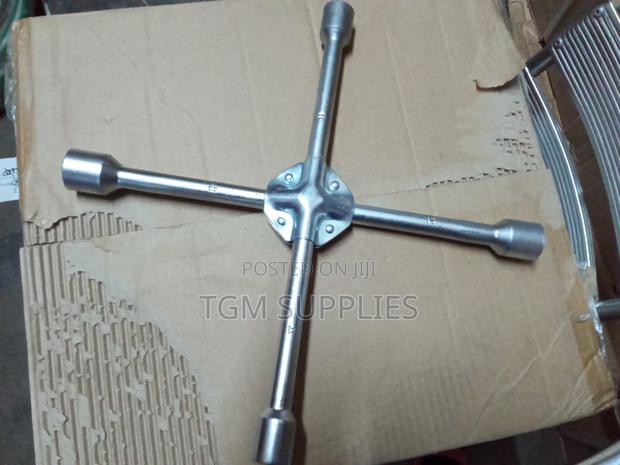 Heavy Duty Cross Spanner - main view