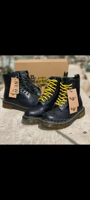 Authentic Dr Martens Highcut