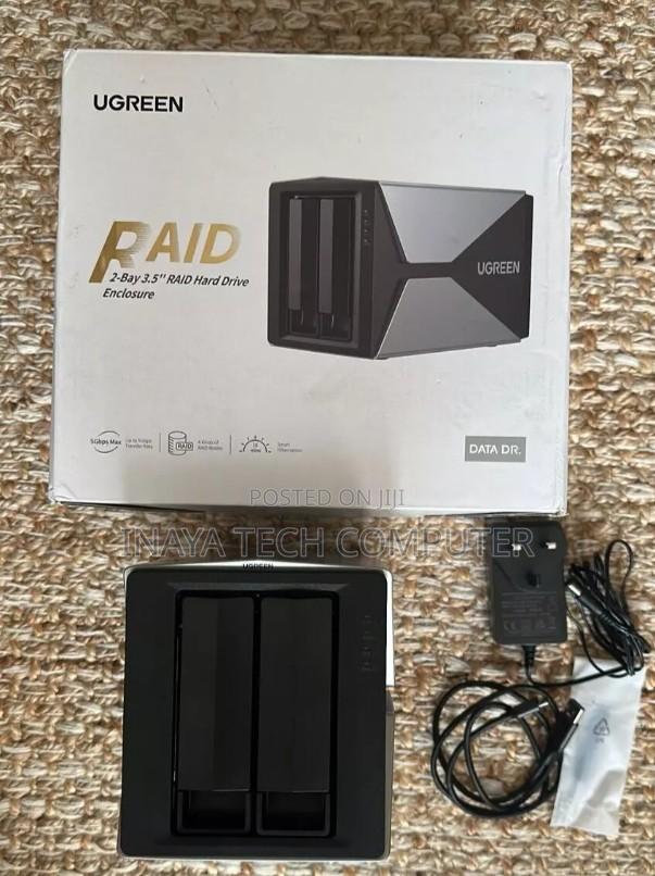 Ugreen - Cm381 Raid Hard Drive Enclosure - main view