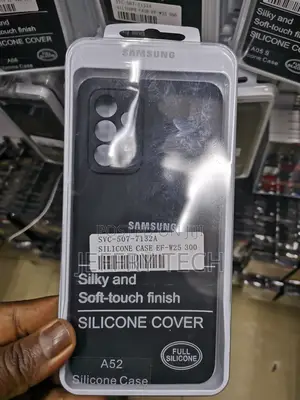 Realcase Samsung Galaxy A52 Liquid Silicone Case Shock Proof
