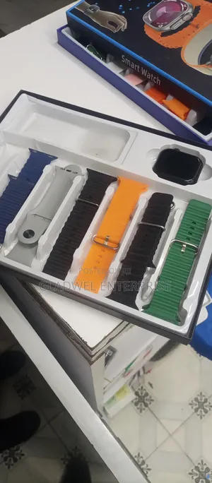 Smart Watch Rechargeable With 6 Different Straps