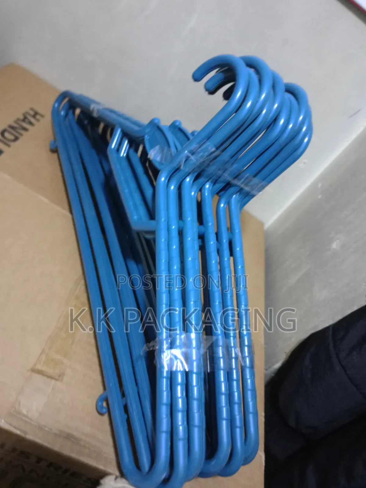 12pcs Blue Hangers