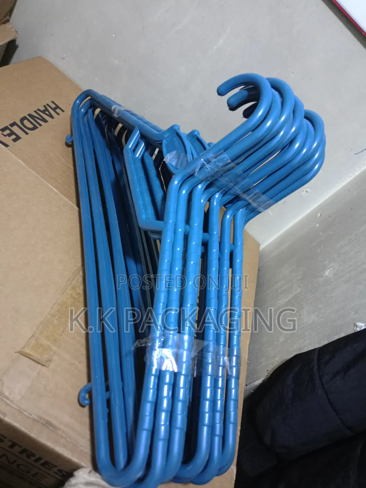 12pcs Blue Hangers