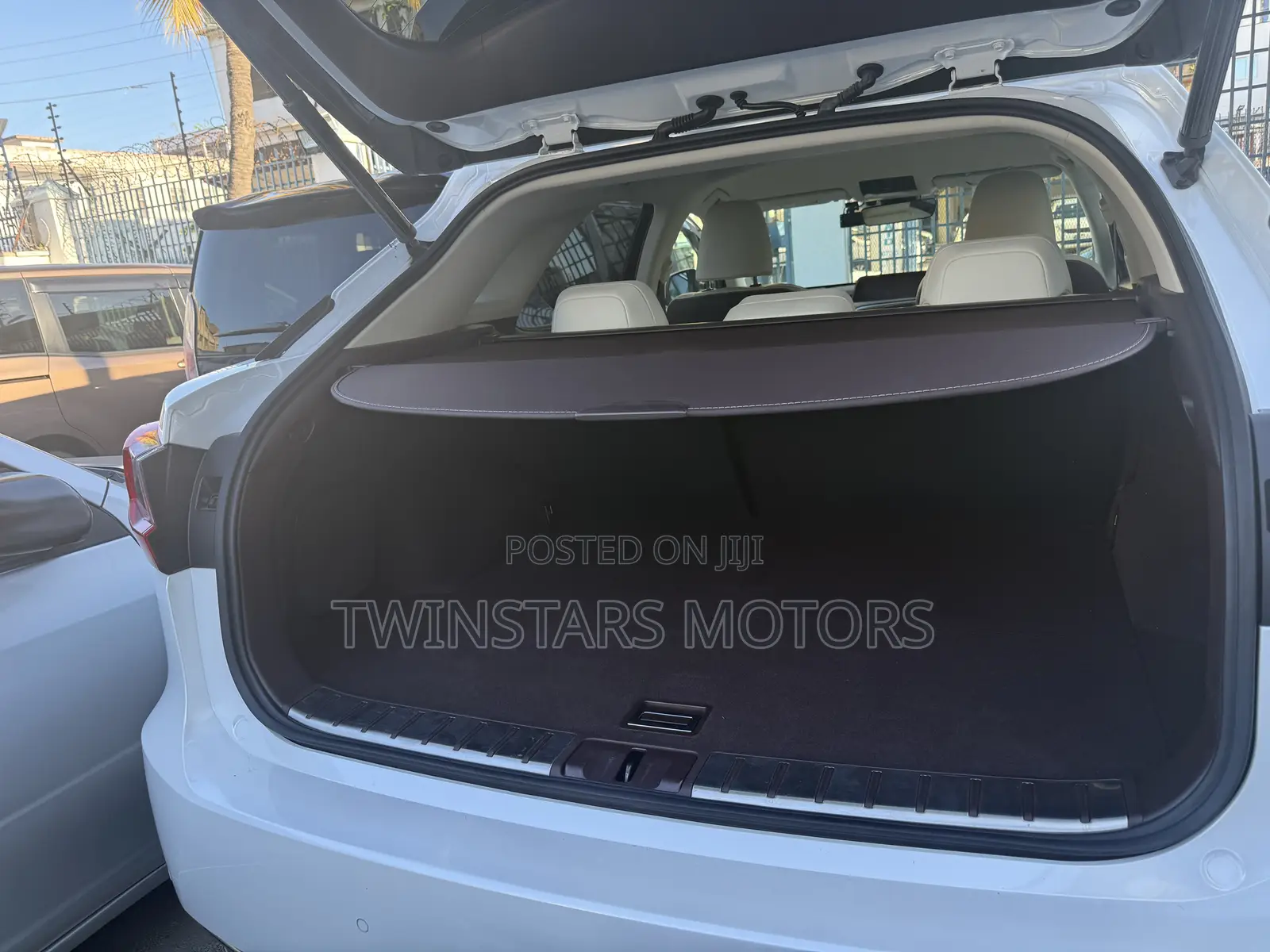 Lexus RX 300 2WD 2018 White