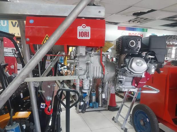 Italian Concrete Hoist 1000kgs (Iori)