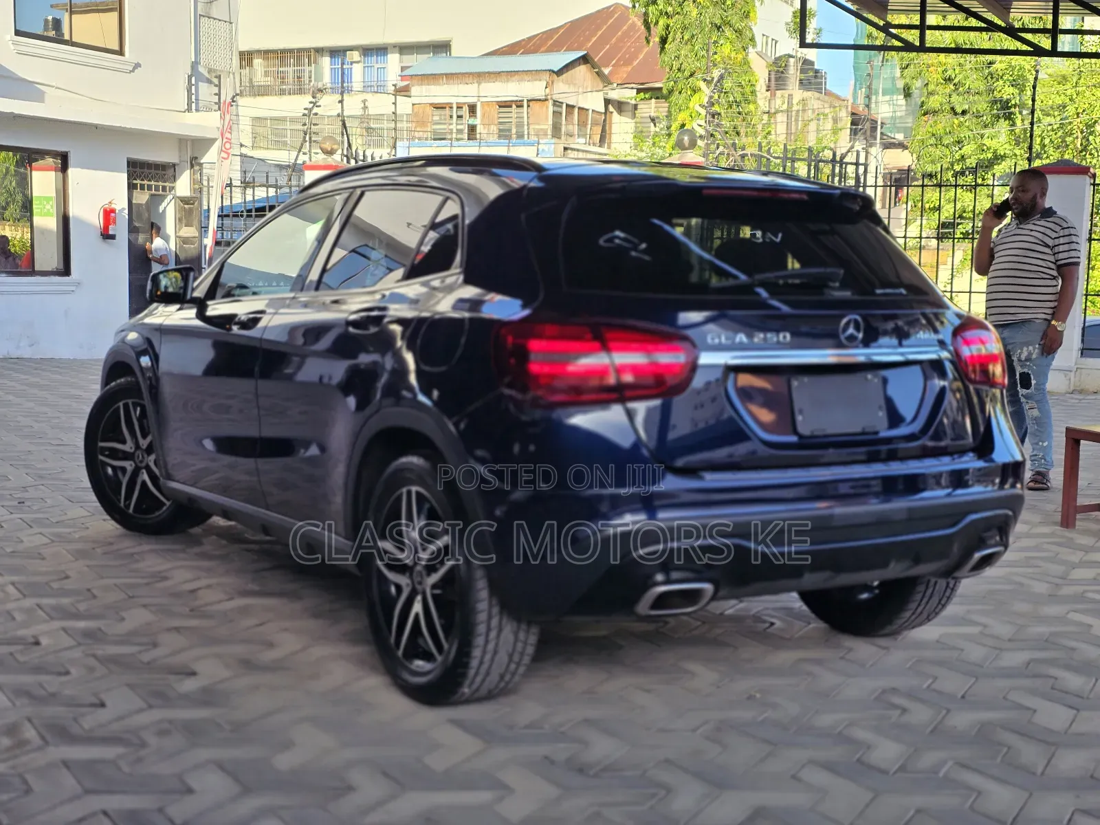 Mercedes-Benz GLA 250 2018 Blue