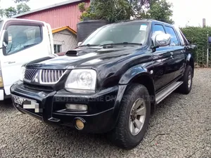 Mitsubishi L200 Single Cab 2.5 TD 4WD 2005 Black