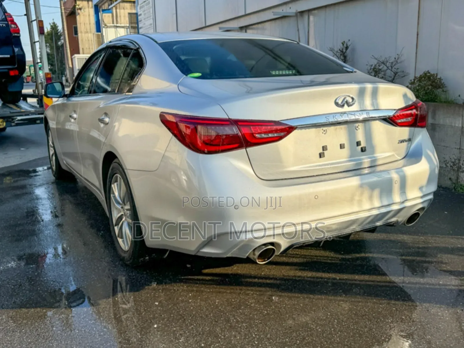 Nissan Skyline 2018 Silver
