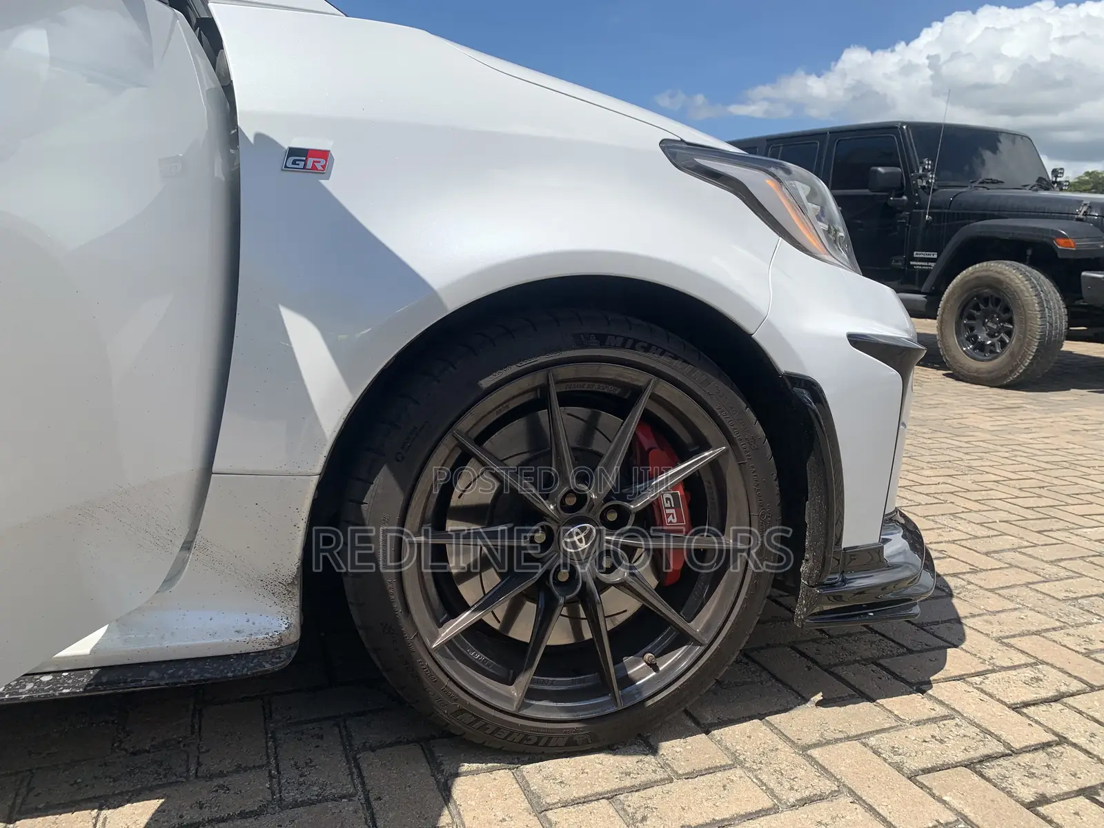 Toyota Yaris 2021 Pearl