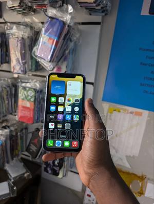 Apple iPhone 11 128 GB Purple - main view