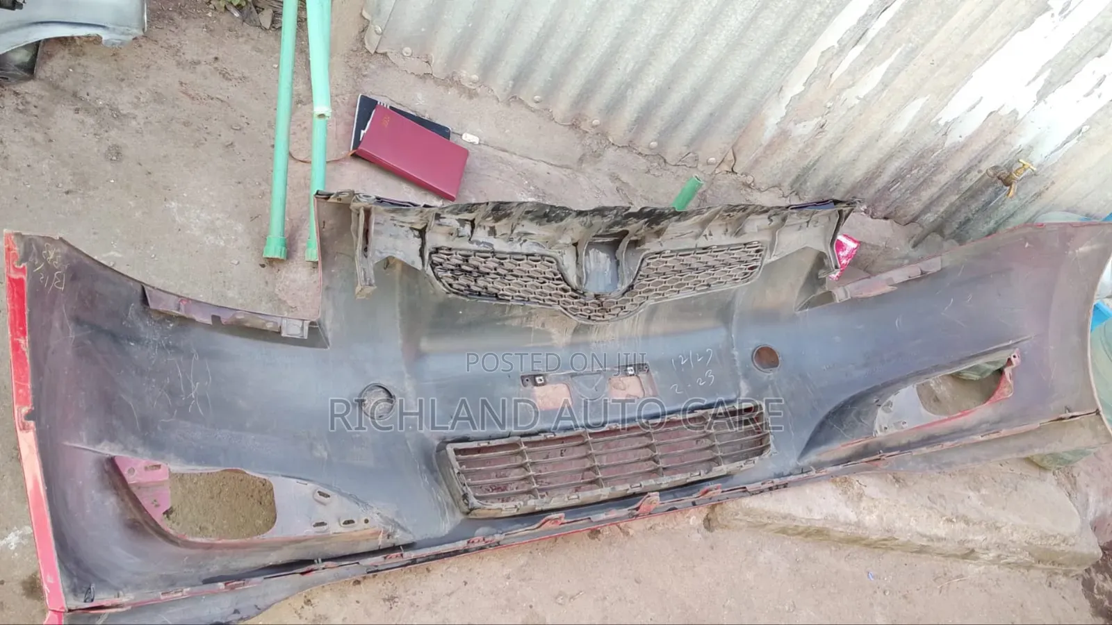 Front Bumper Auris 2007-2011