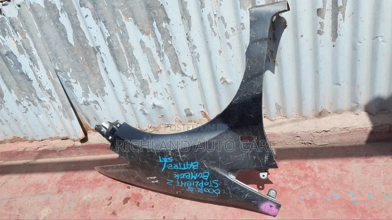 Honda Insight Wing) Fender