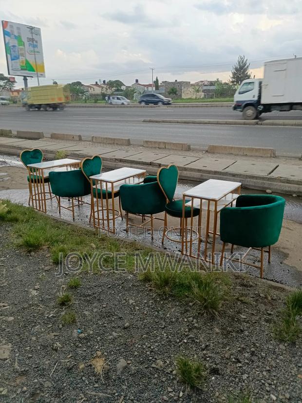 3 Manicure Sets, Green Seats and Marble Table  - thumbnail 2