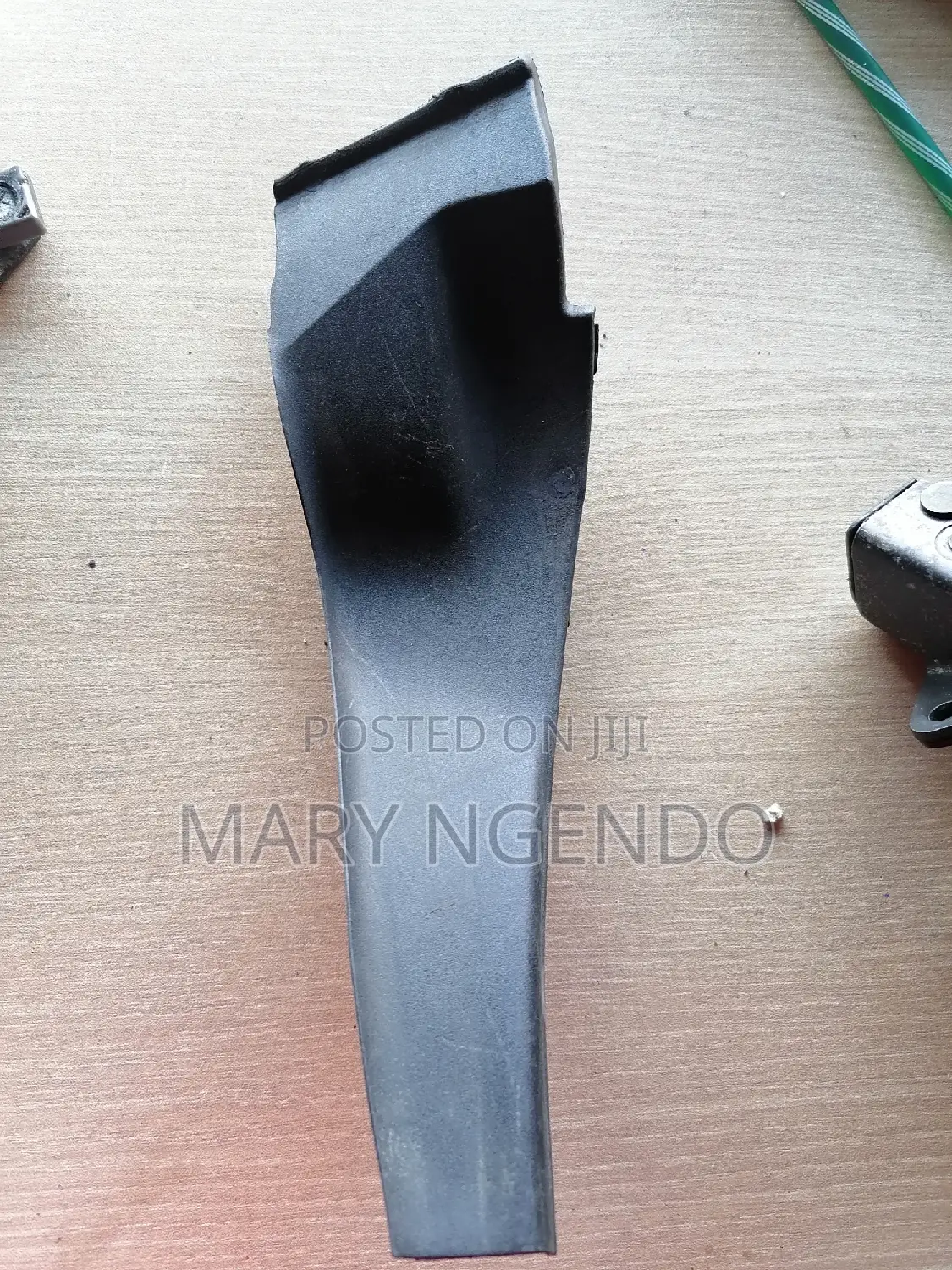 Windscreen Finisher for Nissan Teana