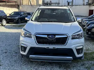 Subaru Forester Touring AWD 2019 White