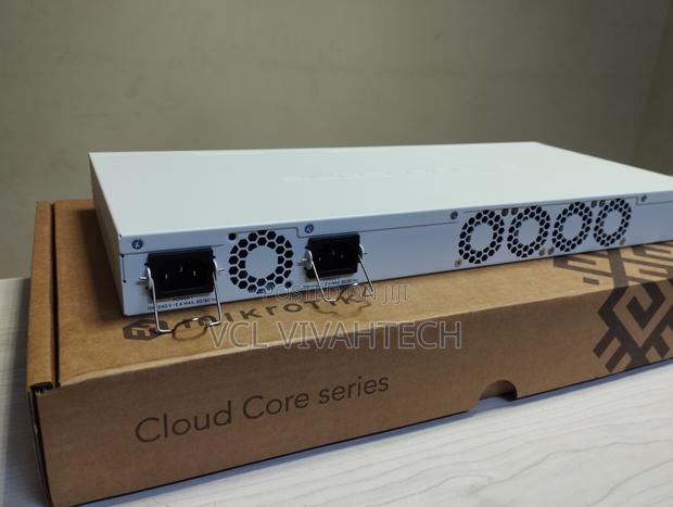 Mikrotik Cloud Core Router 2116-12g-4s+ - main view