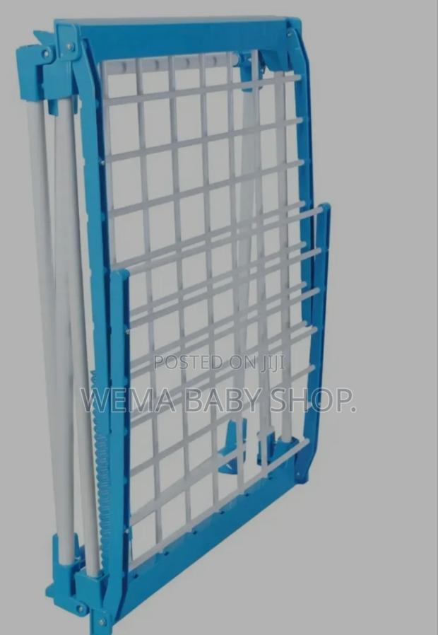 Foldable Multipurpose Clothes Drying Rack - thumbnail 4