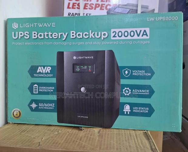 Lightwave Ups 2000va - main view