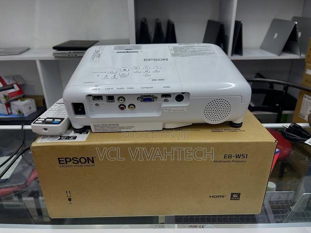 Epson Eb-W51 || 4000 Lumen || Projector