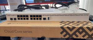 Ccr2004-16g-2s+ Mikrotik Ccr2004-16g-2s+ Router - thumbnail 2