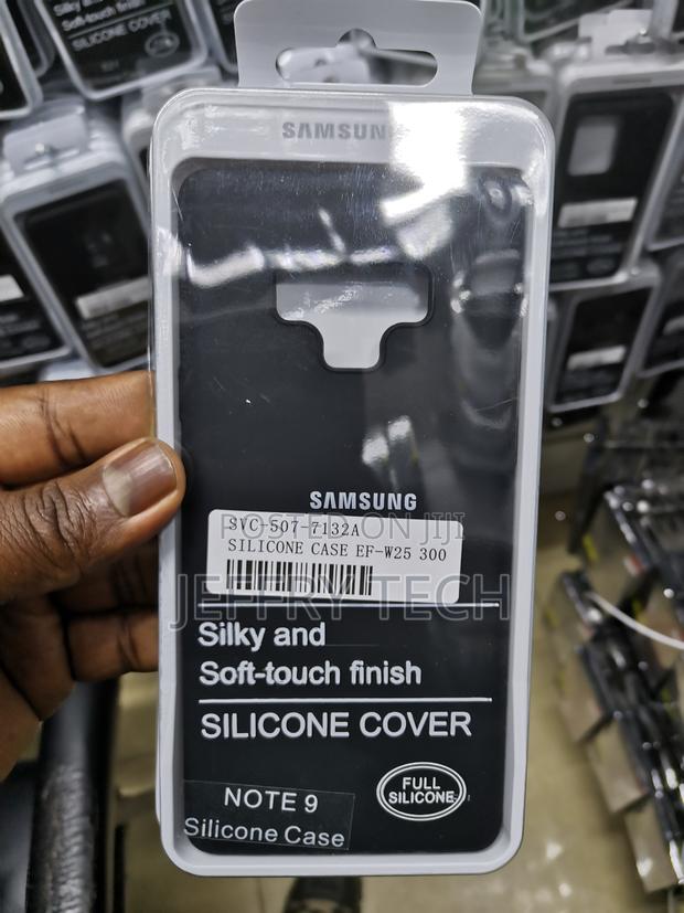 Loxxo Liquid Silicone Case for Samsung Galaxy Note 9 - main view