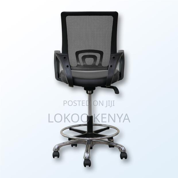 Office Chair: High Adjustable Clerical Office Desk - thumbnail 2