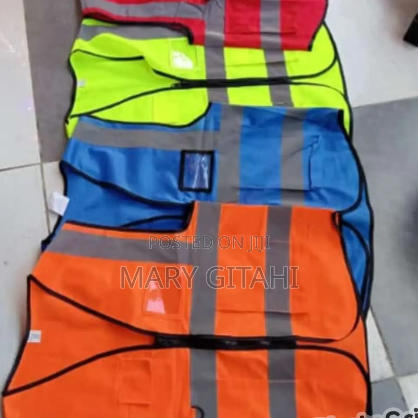 New Coloured Reflector With Pockets