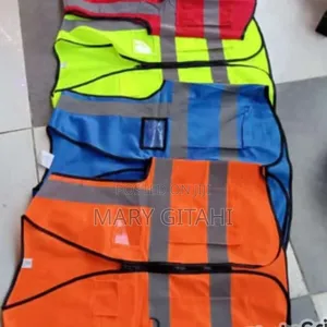 New Coloured Reflector With Pockets